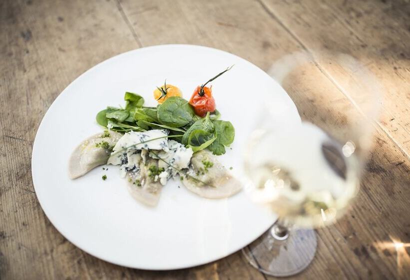 בית מלון כפרי Lowenhof