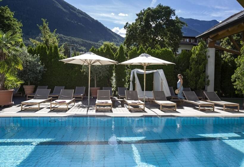 בית מלון כפרי Lowenhof