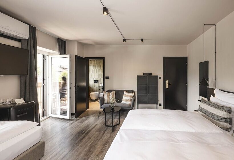 בית מלון כפרי Lowenhof