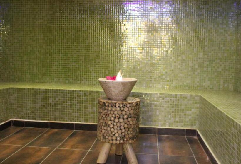 酒店 Magnolia Resort