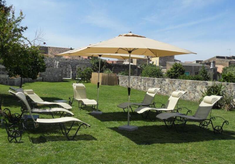 בית מלון כפרי Maison Tresnuraghes