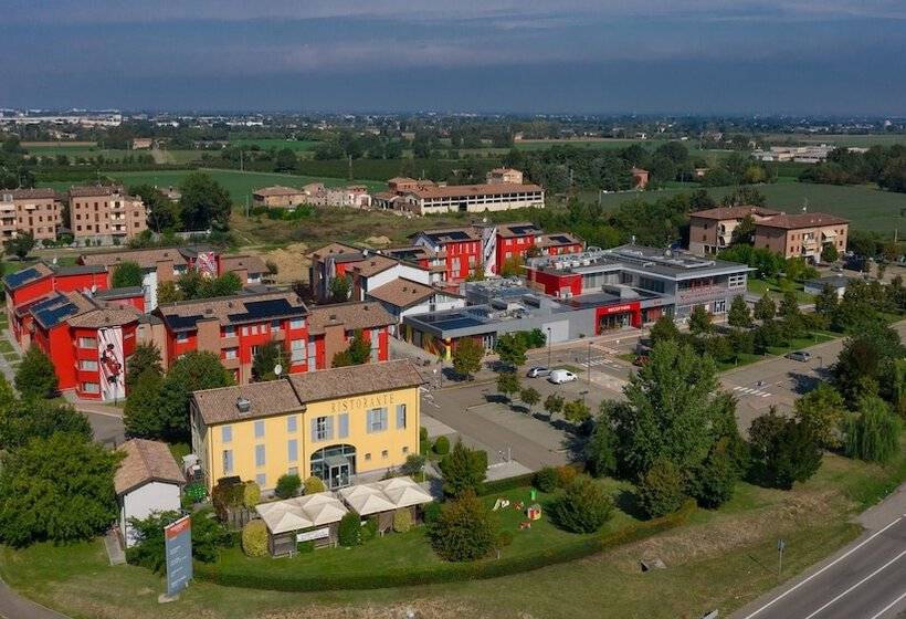 호텔 Maranello Village