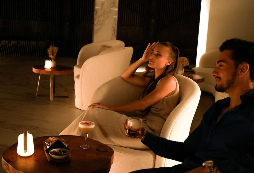 酒店 Marinca & Spa