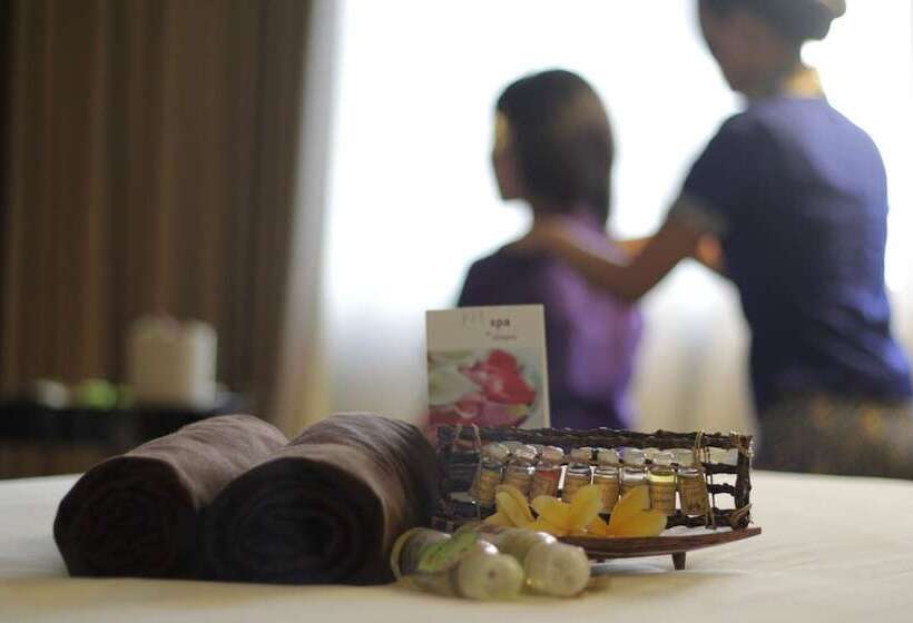 هتل Mercure Serpong Alam Sutera