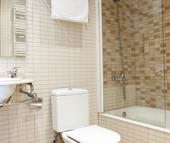 Отель Mh Apartments S Familia