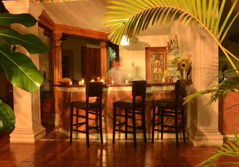 ホテル Mision Patzcuaro Centro Historico