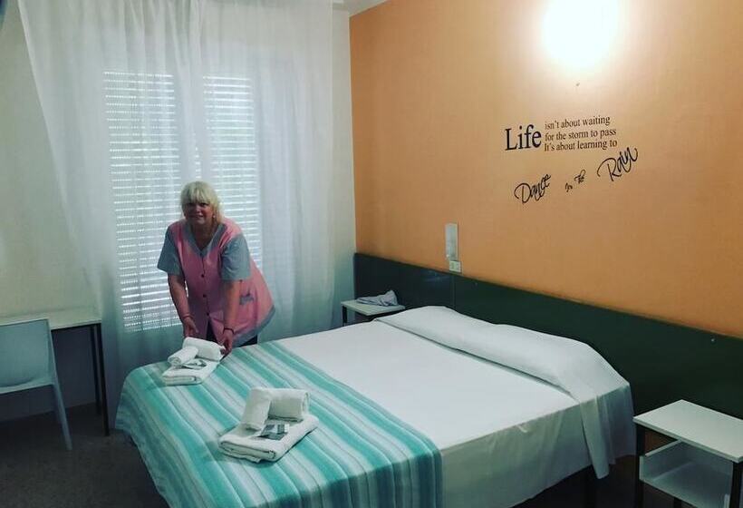 בית מלון כפרי Nova Dhely