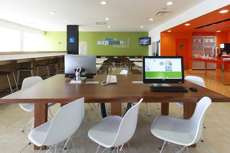 Отель One Queretaro Aeropuerto