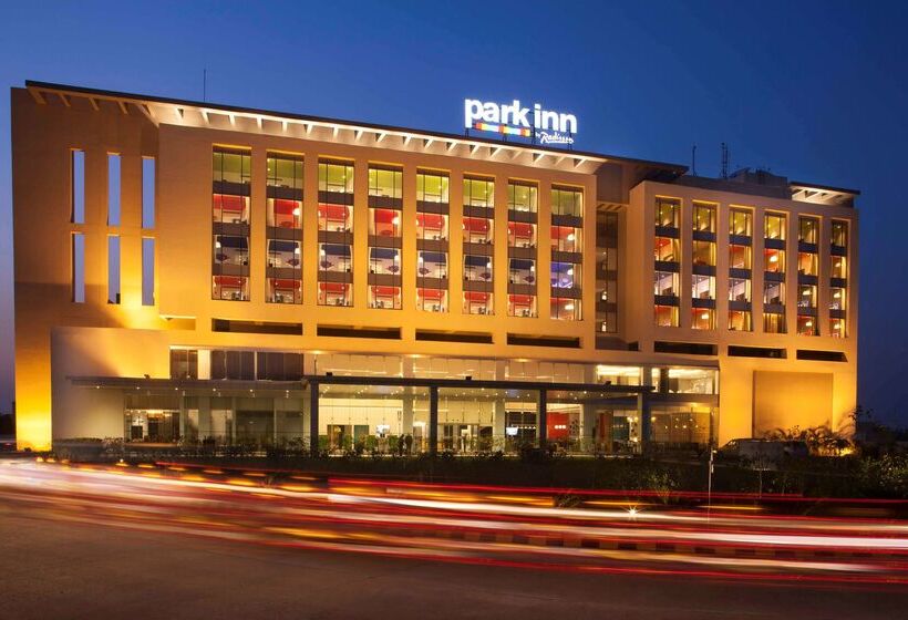 فندق Park Inn By Radisson Gurgaon Bilaspur