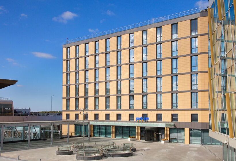 هتل Park Inn By Radisson Pulkovo Airport St. Petersburg