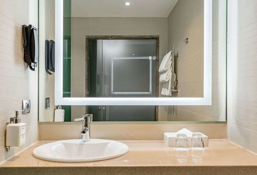 בית מלון כפרי Park Inn By Radisson Pulkovo Airport St. Petersburg