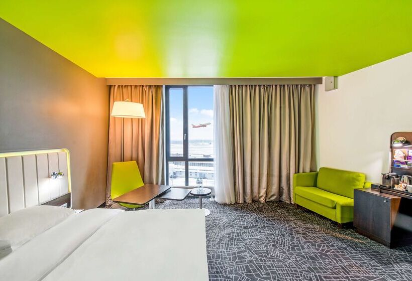 בית מלון כפרי Park Inn By Radisson Pulkovo Airport St. Petersburg