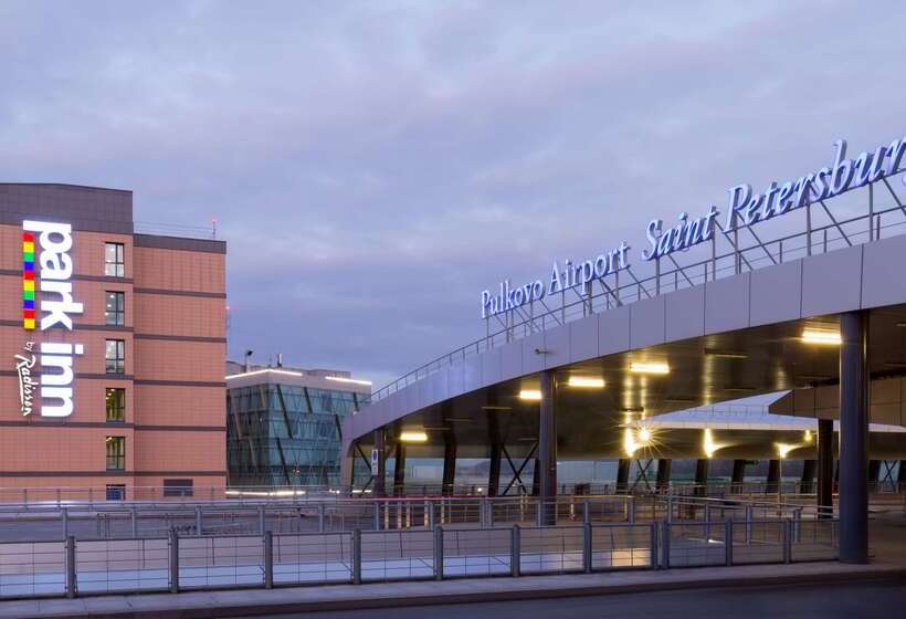 בית מלון כפרי Park Inn By Radisson Pulkovo Airport St. Petersburg
