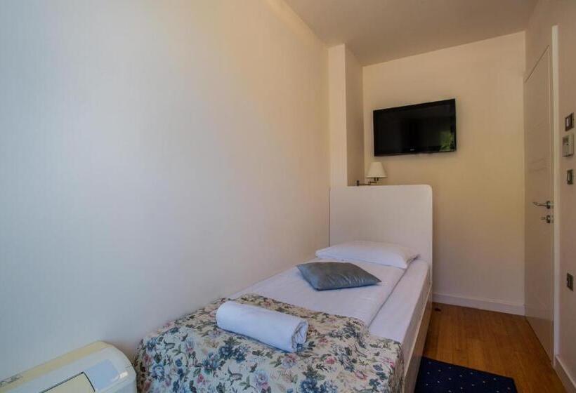 בית מלון כפרי Pleter