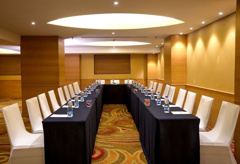 Radisson Blu Hotel Chennai City Centre