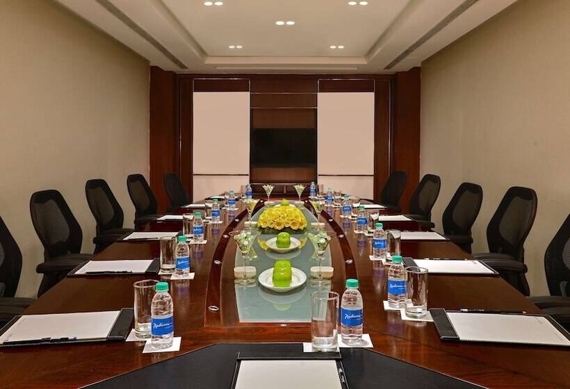 호텔 Radisson Blu Jaipur