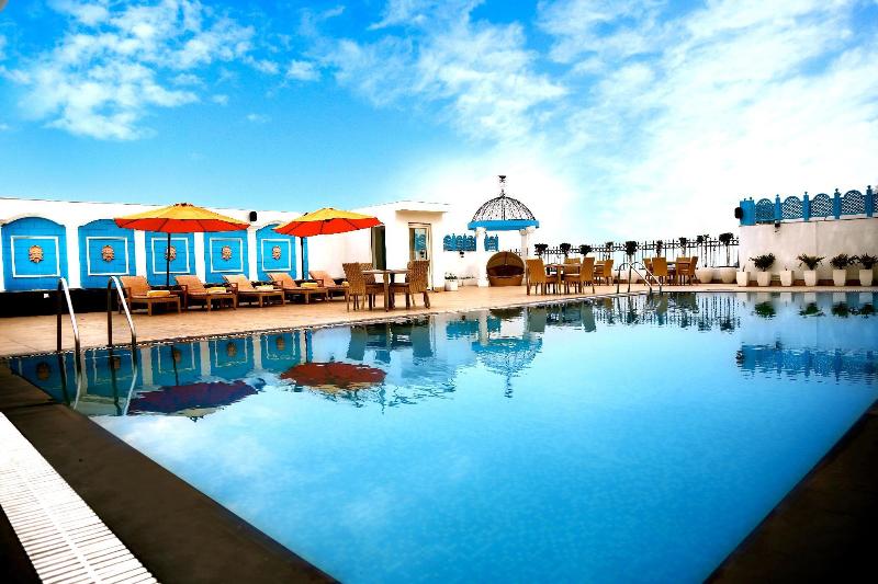 ホテル Ramada By Wyndham Amritsar