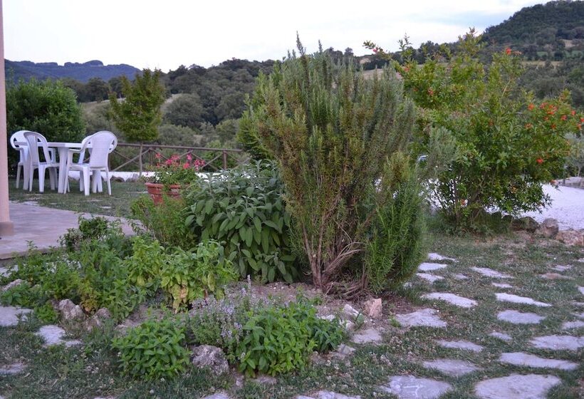 فندق Relais Parco Del Subasio