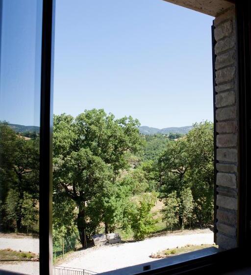 فندق Relais Parco Del Subasio