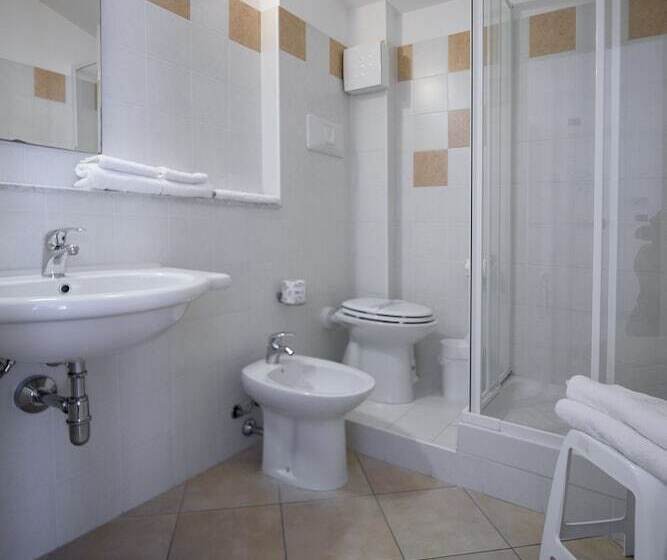 فندق Resort Isola Rossa