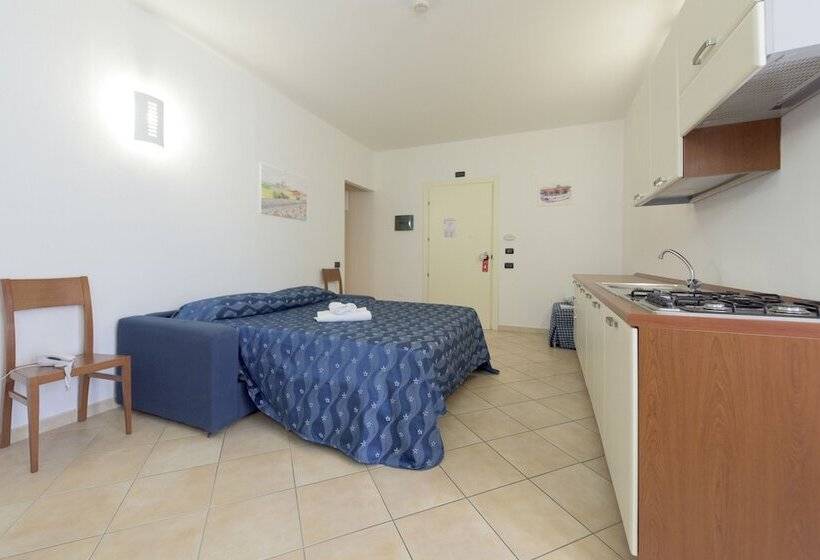 فندق Resort Isola Rossa