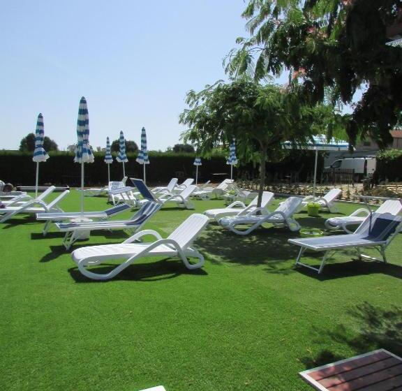 فندق Ristorante Casa Rossa