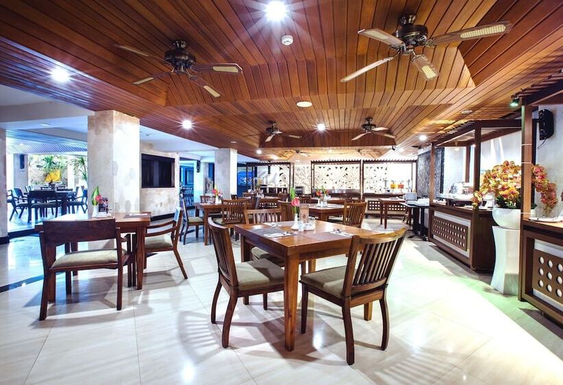 Отель Royal Regantris Kuta