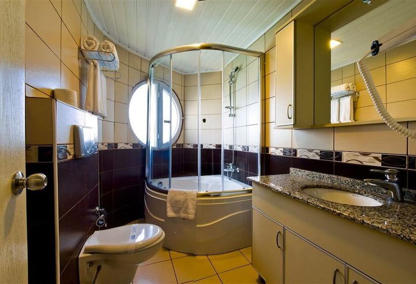 酒店 Royal Sebaste