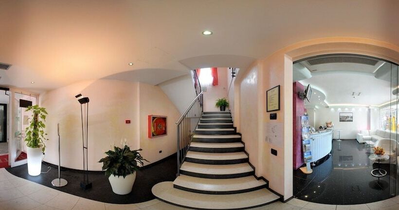 בית מלון כפרי Savoia