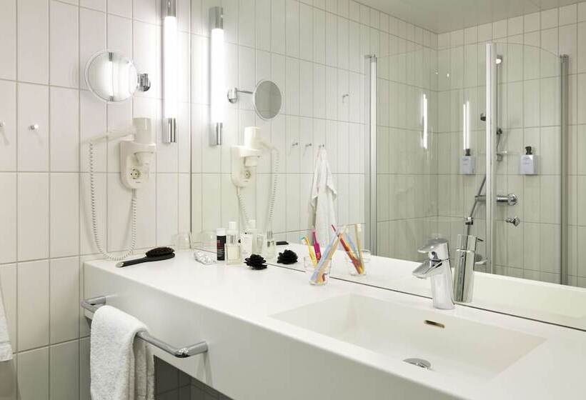 هتل Scandic Fornebu