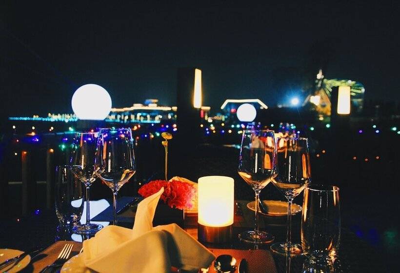 فندق Sheraton Huzhou Taihu Lake Hot Spring Resort & Spa