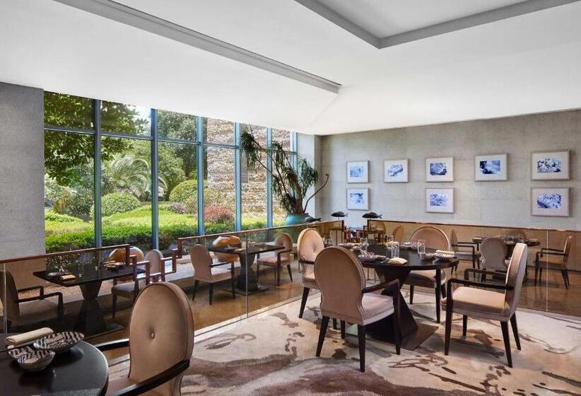 בית מלון כפרי Sheraton Qiandao Lake Resort