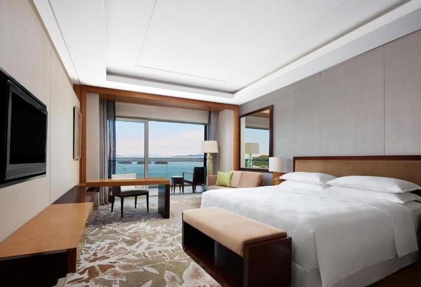 Отель Sheraton Qiandao Lake Resort