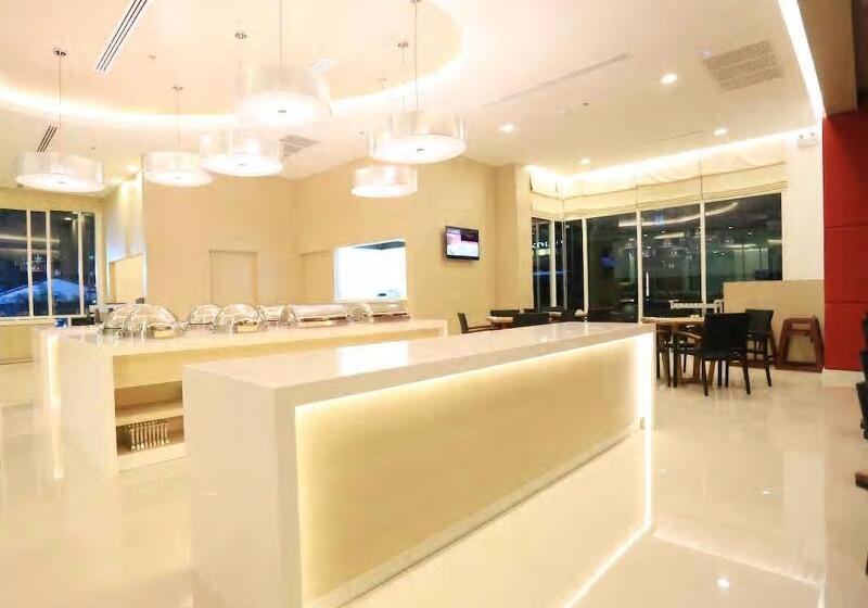 Sleep With Me Hotel Design Hotel @ Patong