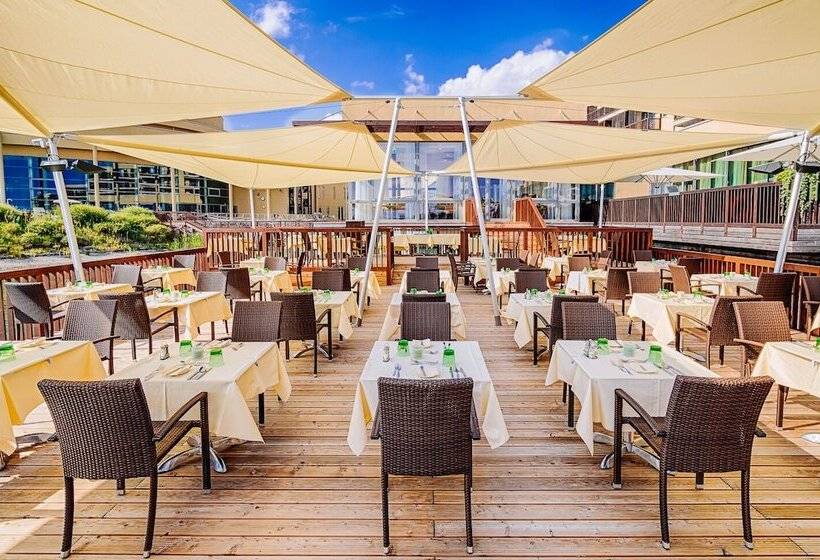 호텔 St. Martins Therme & Lodge