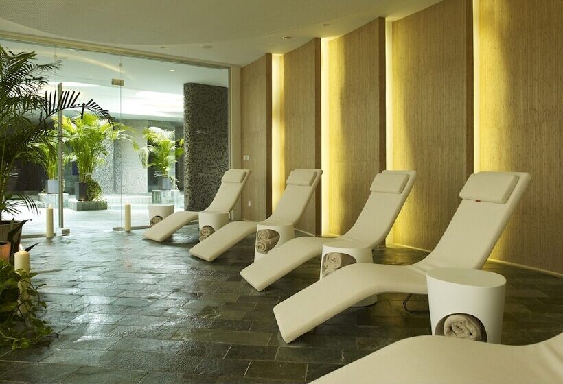 Sunrise Pearl Hotel & Spa