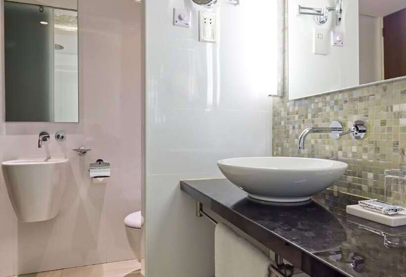 Sunrise Pearl Hotel & Spa