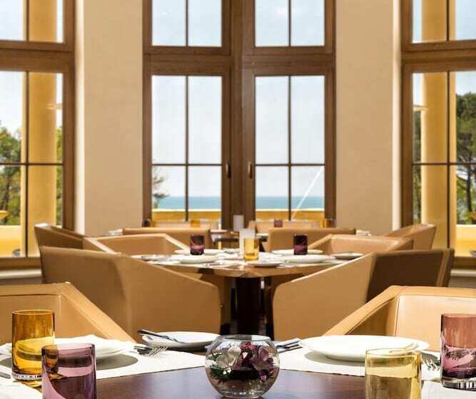 هتل Swissôtel Resort Sochi Kamelia