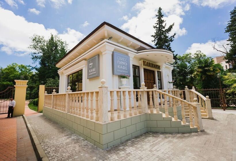 هتل Swissôtel Resort Sochi Kamelia