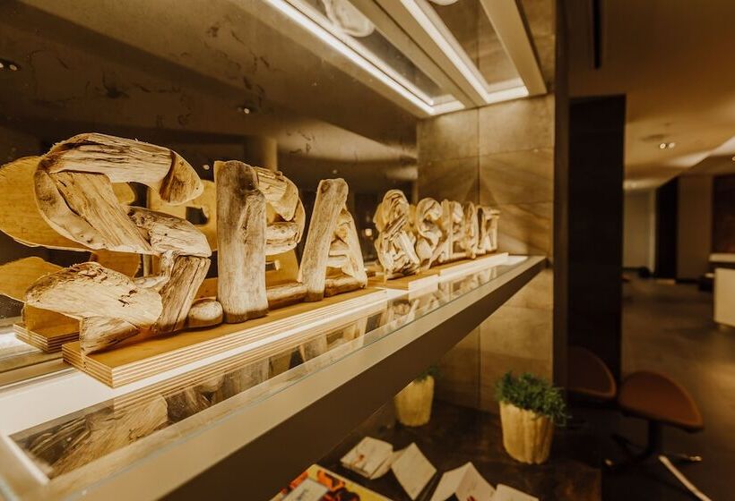 هتل Swissôtel Resort Sochi Kamelia