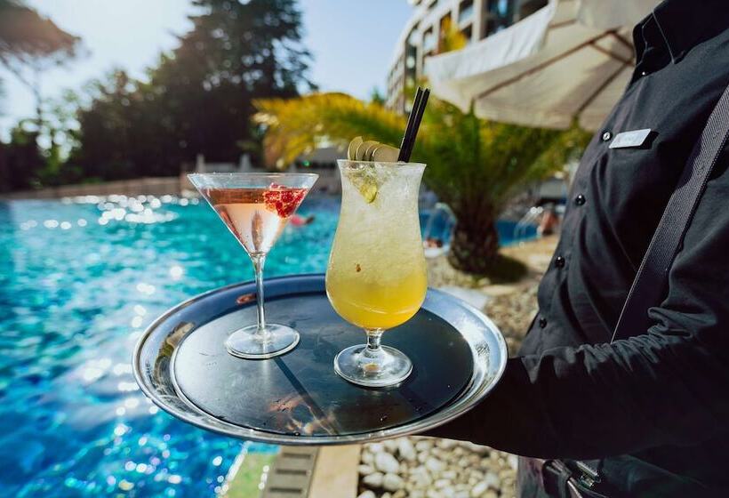 هتل Swissôtel Resort Sochi Kamelia