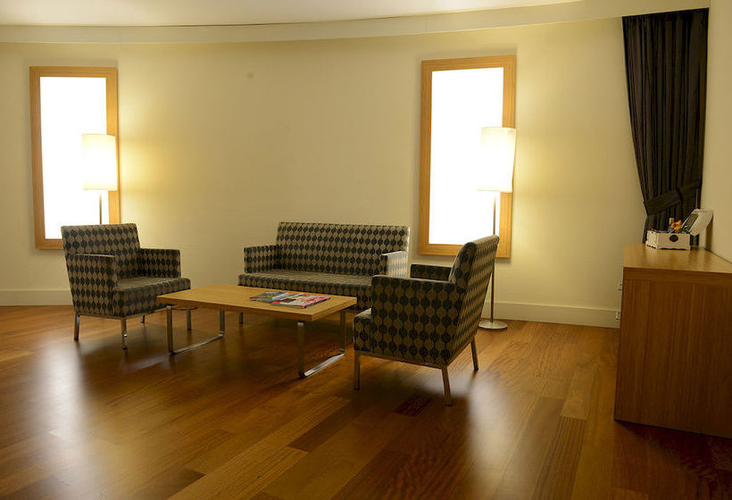 ホテル Tav Airport