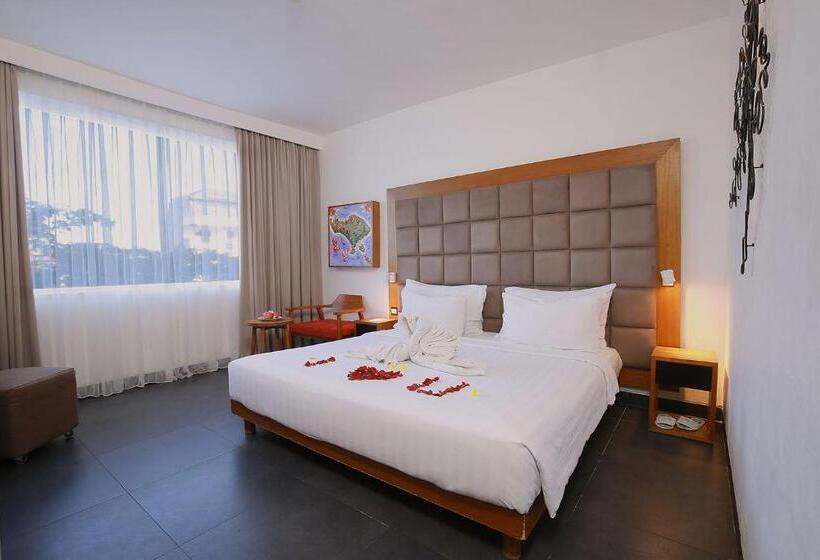 ホテル The 1o1 Bali Fontana Seminyak