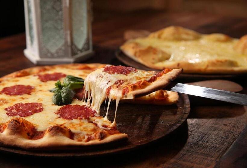 בית מלון כפרי The 1o1 Bali Fontana Seminyak