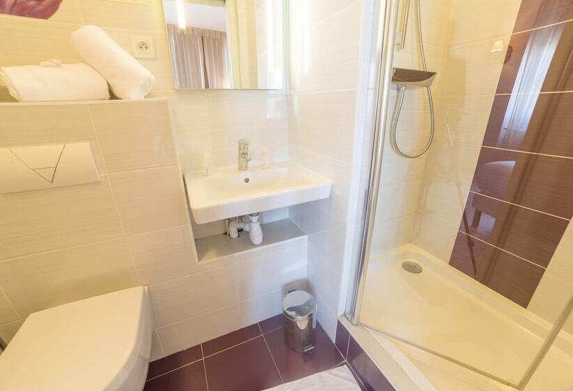 酒店 The Originals Boutique, Hôtel Les Poèmes De Chartres