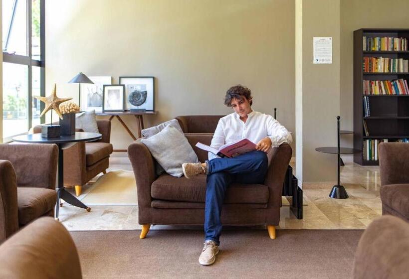 هتل Tiffany & Resort