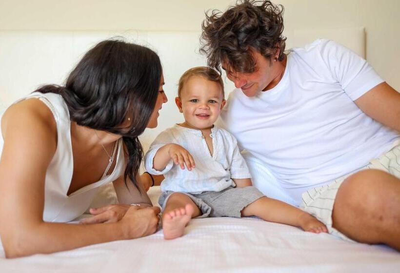 هتل Tiffany & Resort