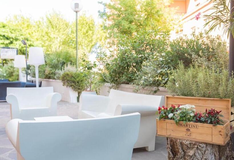 هتل Tiffany & Resort