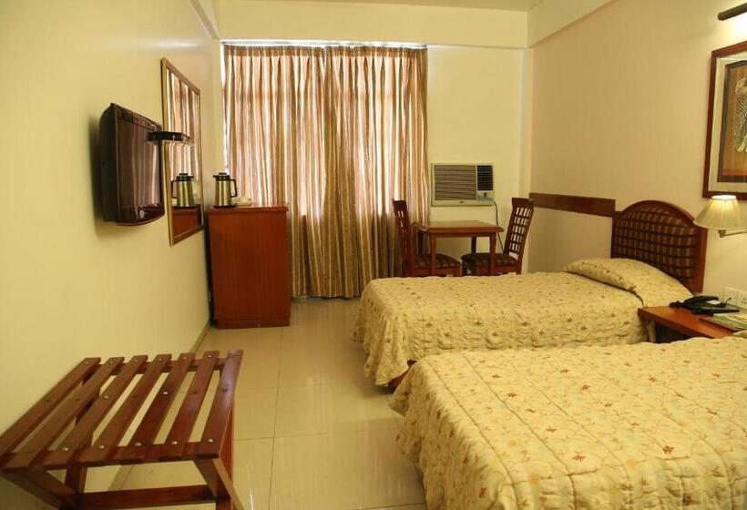 酒店 Tourist Deluxe