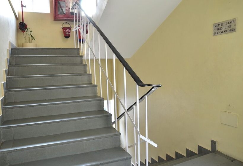 酒店 Tourist Deluxe